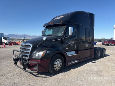 2021 Freightliner Cascadia 6x4 T/A Sleeper Truck Tractor
