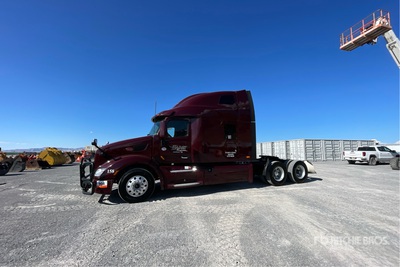 2022 Peterbilt 579 6x4 T/A Sleeper Truck Tractor