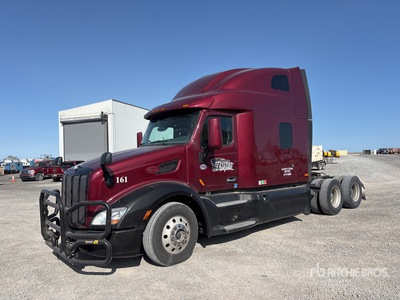 2022 Peterbilt 579 6x4 T/A Sleeper Truck Tractor