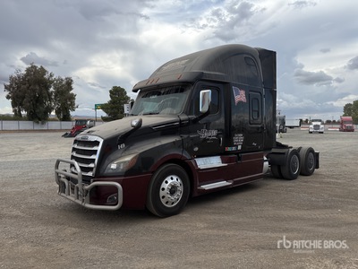 2020 Freightliner Cascadia 126 6x4 T/A Sleeper Truck Tractor