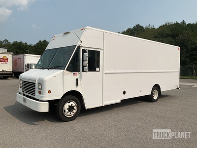 2005 Freightliner MT45 4x2 Step Van