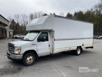 2008 Ford E-350 Cutaway 4x2 Furgoneta de carga