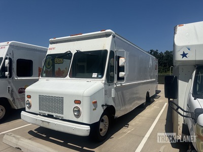 2005 Workhorse P42 4x2 Step Van