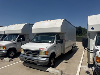 2007 Ford E-350 Cutaway 4x2 Van Truck