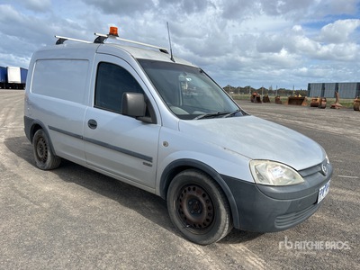 2005 Holden Combo Fourgon cargo