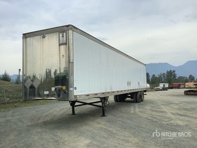 2002 Utility 53 ft x 102 in T/A Semi-remorque fourgon