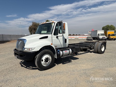 2017 International 4300 4x2 Cab and Chassis