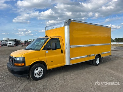 2021 GMC G3500 4x2 Van Truck