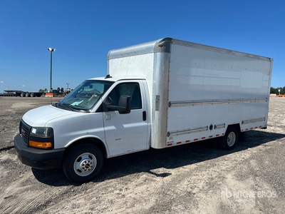 2021 GMC G3500 4x2 Van Truck