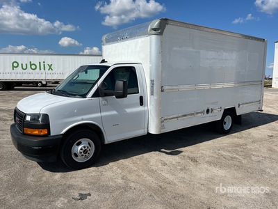2021 GMC G3500 4x2 Van Truck