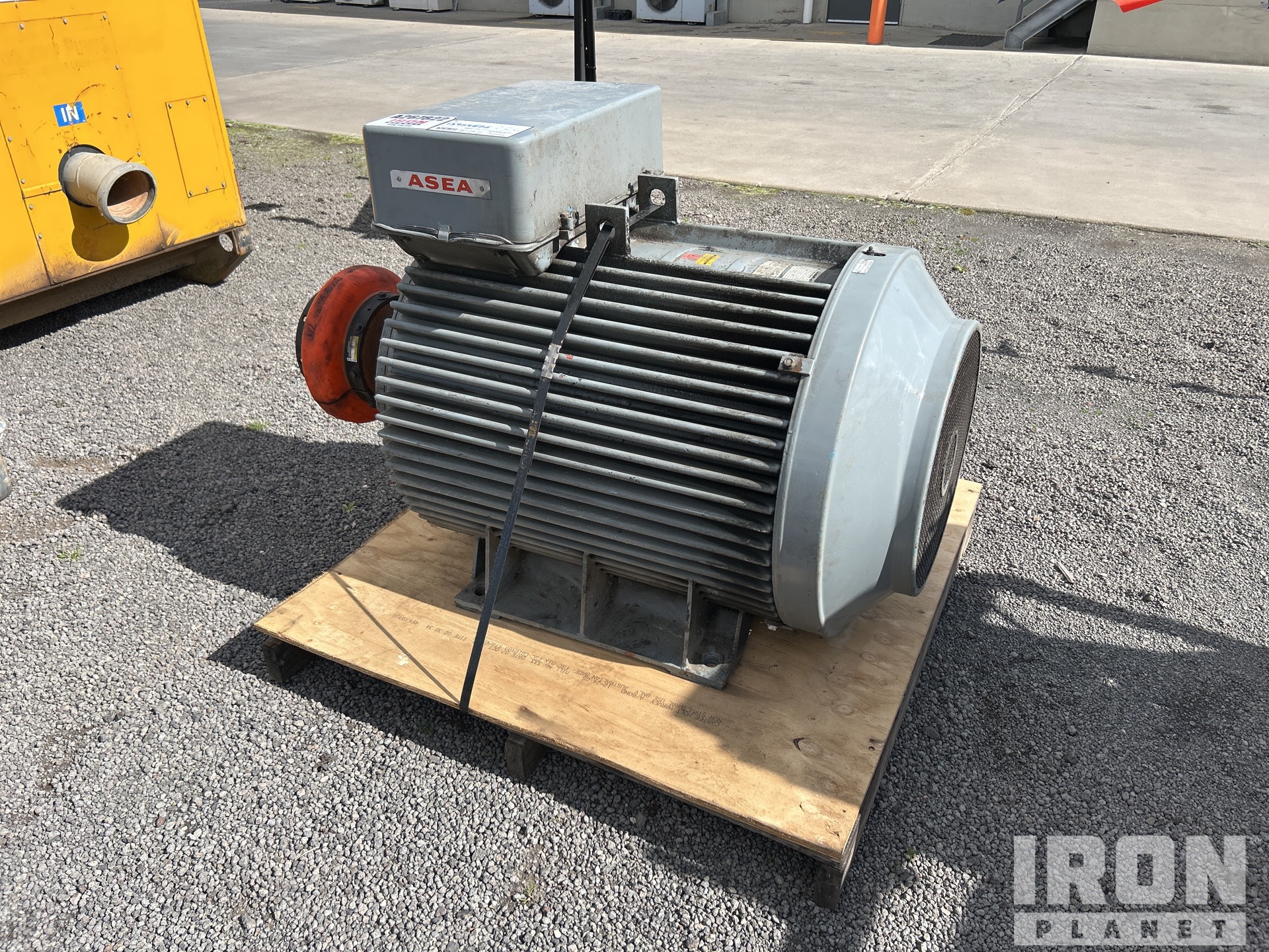 Asea MBM 355S 3 Phase Motor eléctrico