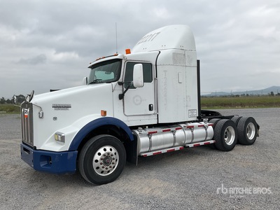 2020 Kenworth T800B 6x4 Tractocamion con Dormitorio / Cabeza Tractora Cabina Dormitorio