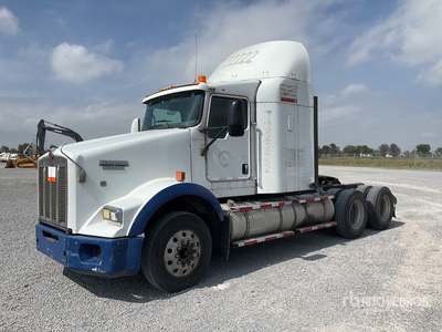 2020 Kenworth T800B 6x4 Tractocamion con Dormitorio / Cabeza Tractora Cabina Dormitorio