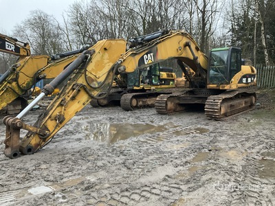 2007 Cat 330D L 油圧ショベル (Inoperable)