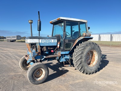 Ford 6700 2WD トラクター