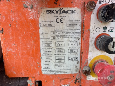 2011 Skyjack SJIII-3219 Scissor Lift