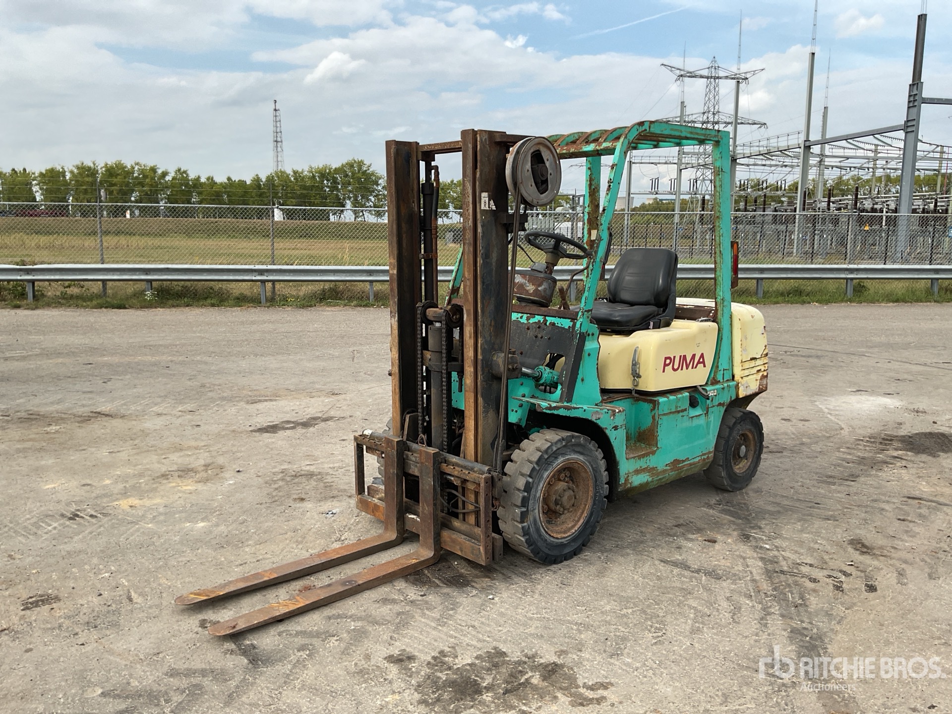 1998 Puma FD25-3 2500 kg Forklift