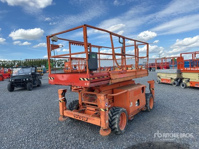 2015 Skyjack SJ6832 RT 4x4 Diesel Podnośnik nożycowy (Inoperable)