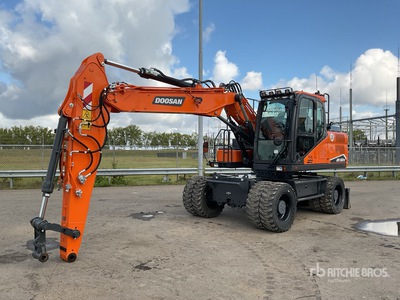 2023 Develon DX160W-7 Wheel Excavator