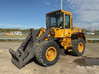 2001 Volvo L70D Wheel Loader