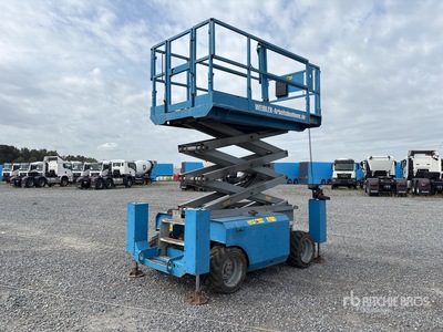 2007 Genie GS-2668 Diesel Scissor Lift