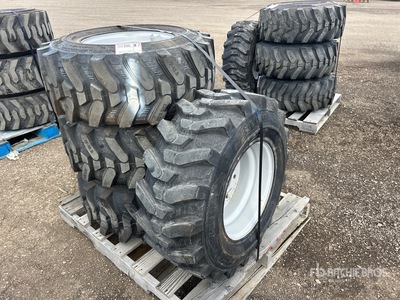 Quantity of (4) Camso 12x16.5 Équipements pour pneus (Unused) - Fits Telehandler