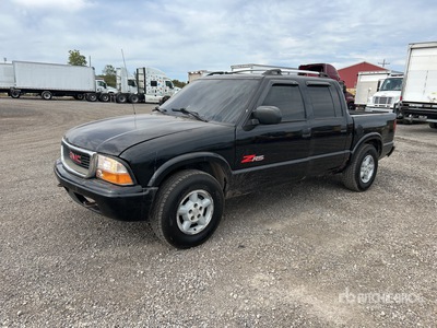 2003 GMC Sonoma 4x4 Crew Cab ピックアップ