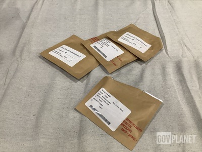 (36) AVX M39014/22-0961 Ceramic Dielectric Fixed Capacitors