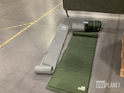 (54) Self-Inflating Sleeping Mats