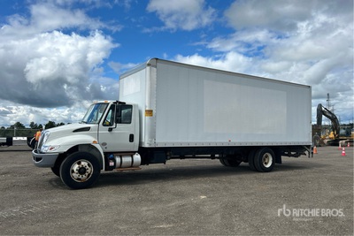 2019 International 4300 4x2 Van Truck