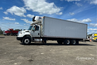 2018 International DuraStar 4400 6x4 Refrigerated Truck
