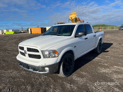2014 Ram 1500 SLT 4x4 Crew Cab Pickup