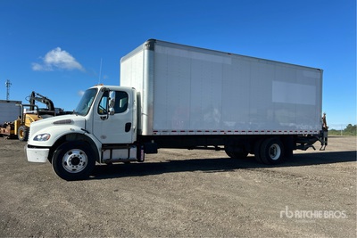 2018 Freightliner M2 106 4x2 Camion fourgon
