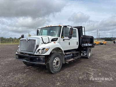 2008 International 7300SBA 4x2 Crew Cab S/A Camión dumper