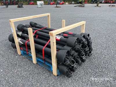 Quantity Of (20) PTO Shafts Parti varie