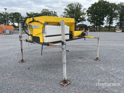 2000 Nido Stratos B08 Salt Spreader