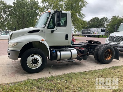 2017 International 4400 4x2 Cabina per trattore stradale 2 assi