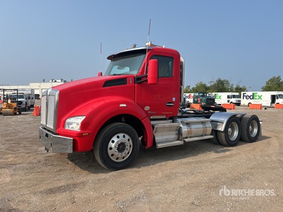 2015 Kenworth T880 6x4 T/A Day Cab Truck Tractor