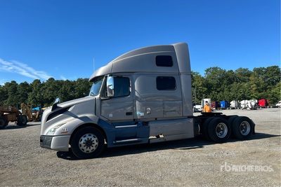 2020 Volvo VNL860 6x4 Cabina con cuccetta per trattore stradale
