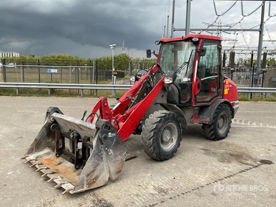 2013 JCB 406 Wheel Loader