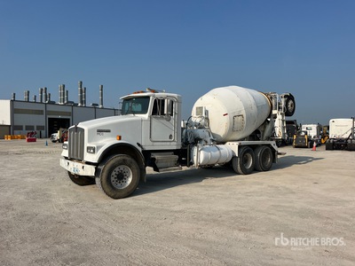 Kenworth W900 6x4 Mixer Truck