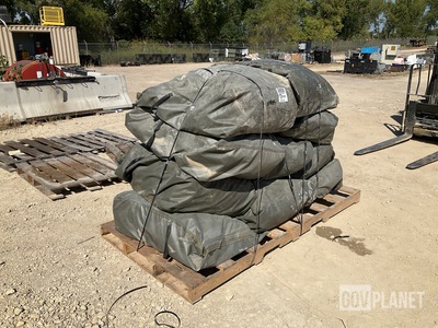 (10) Production Products Room Liners