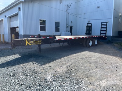 2012 Kaufman 9100 kg 20 ft T/A Equipment Trailer