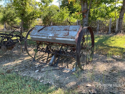 antique planter