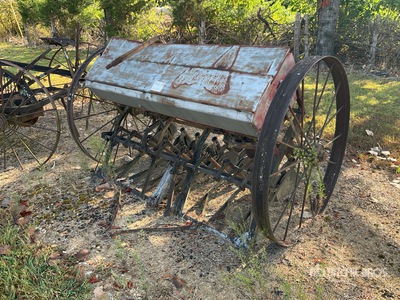 antique planter