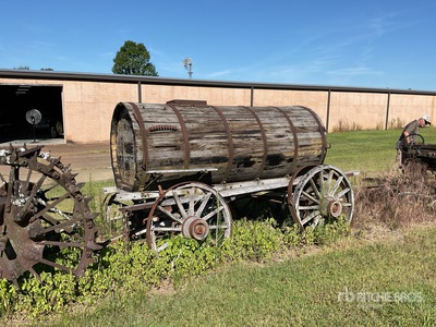 antique water wagon