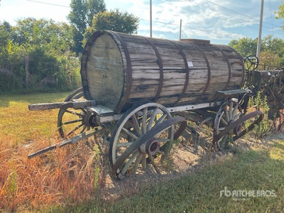 antique water wagon