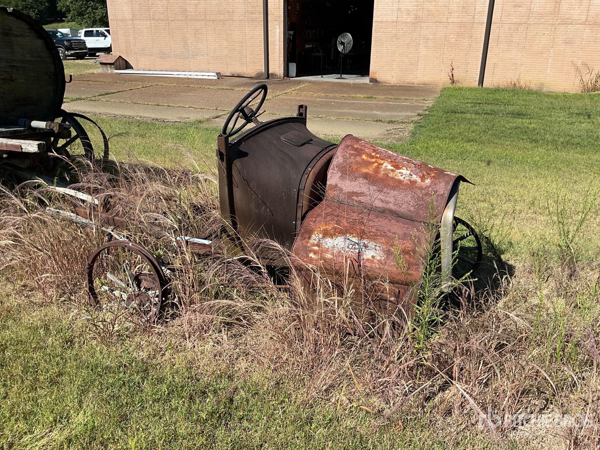 Ford Model T antique chassis Antiguedades