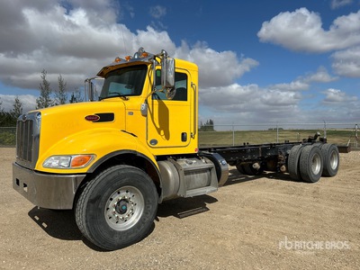 2016 Peterbilt 348 6x4 Cabina y chasis