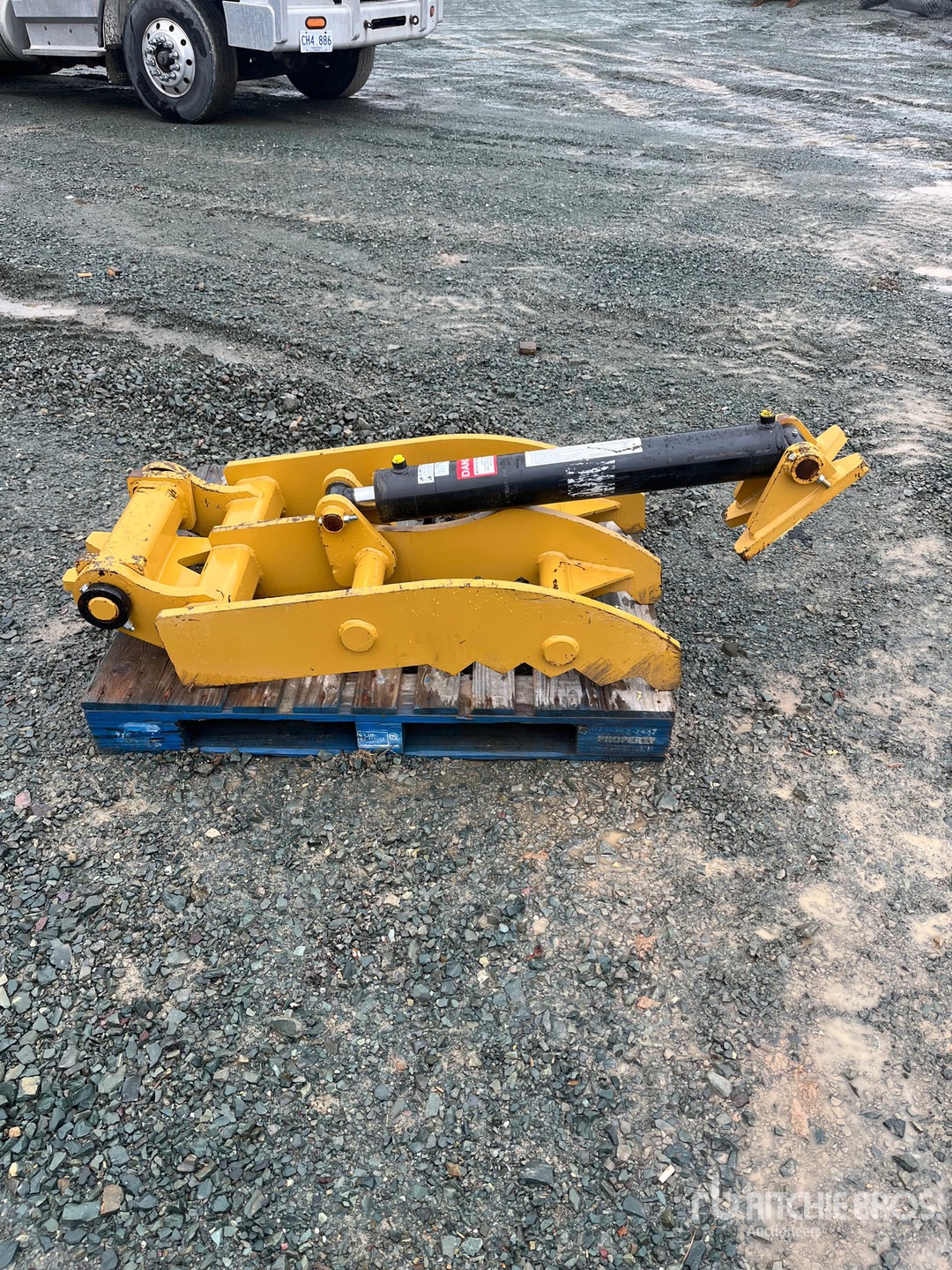 Excavator Thumb